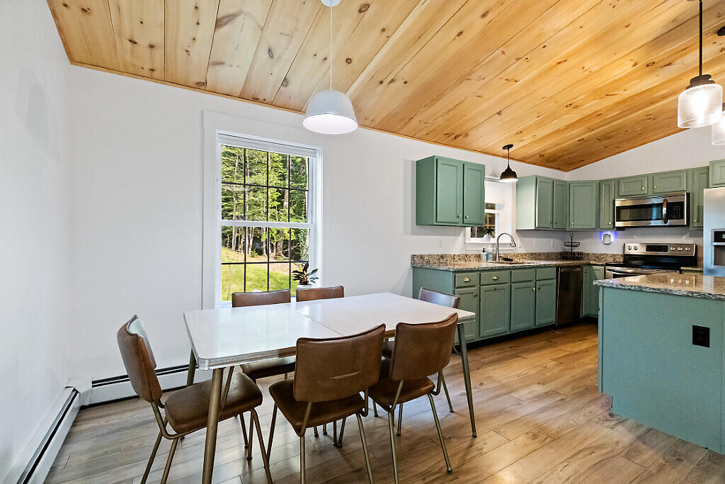 27 Ruby Ridge Road Winthrop, ME 04364 - Photo 13 of 79 11_BP5A2930_DxO_mls