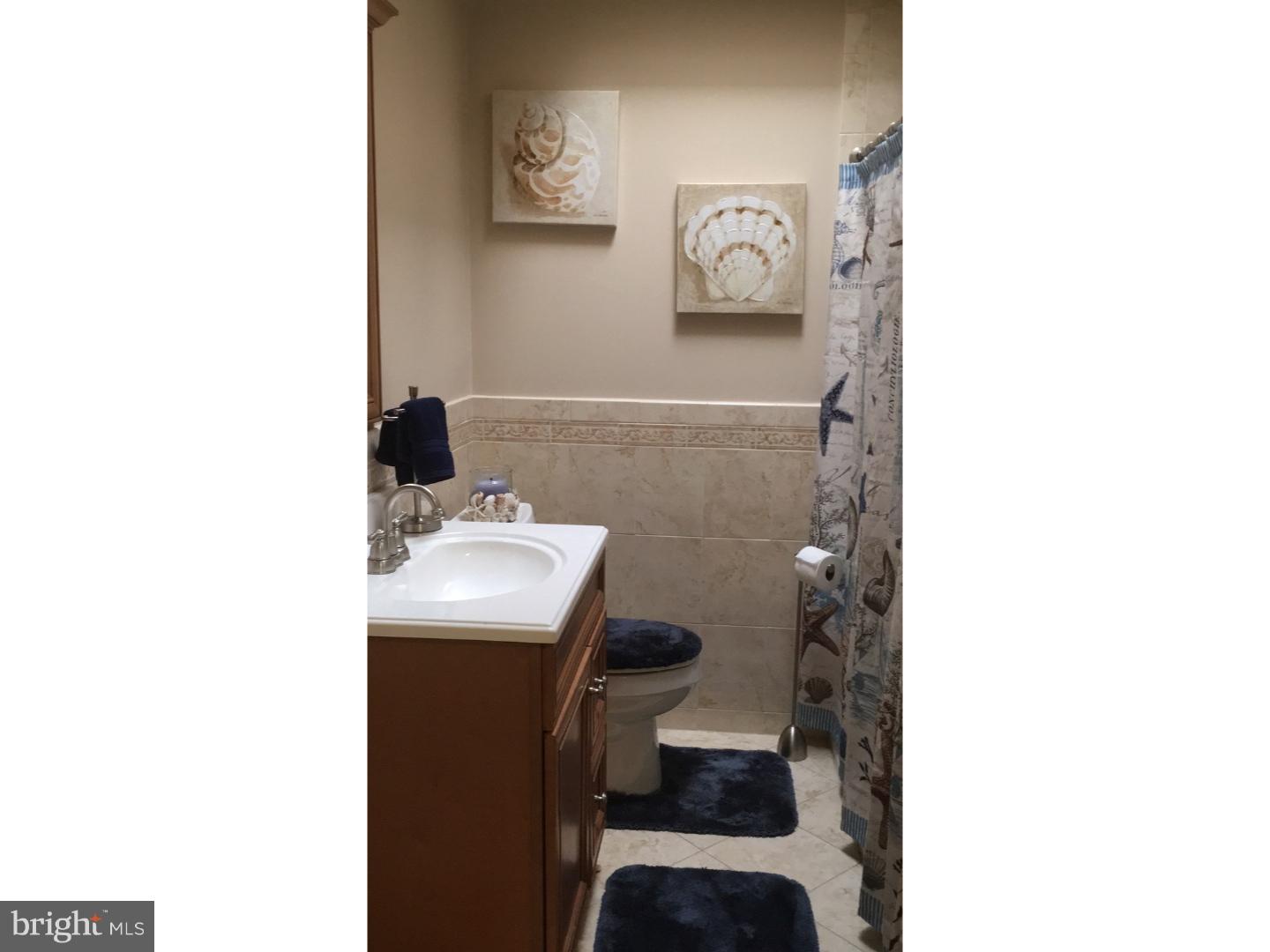 3226 Fordham Road Philadelphia, PA 19114 - Photo 16 of 23 Bathroom