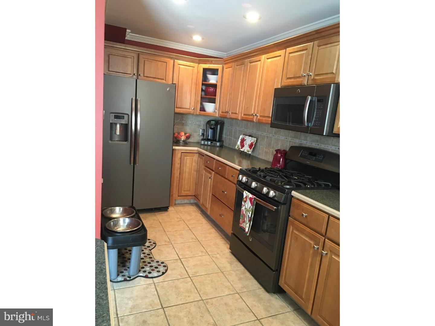 3226 Fordham Road Philadelphia, PA 19114 - Photo 9 of 23 Kitchen