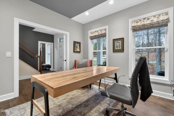 $949,900 | 10 Jennifer Lane, Ballston Spa, NY 12020