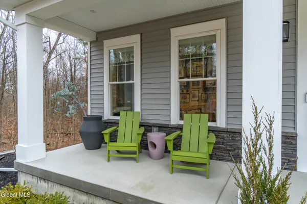 $949,900 | 10 Jennifer Lane, Ballston Spa, NY 12020