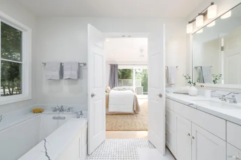 $1,329,000 | 4713 Circle B Place, Santa Rosa, CA 95405