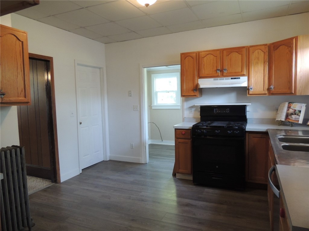 401 South 3rd Street Altamont, IL 62411 - Photo 14 of 40