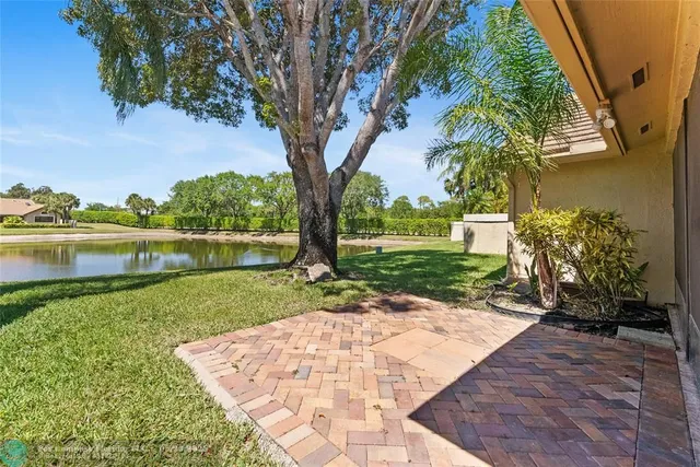 $460,000 | 6803 Bitterbush Place, Boynton Beach, FL 33472