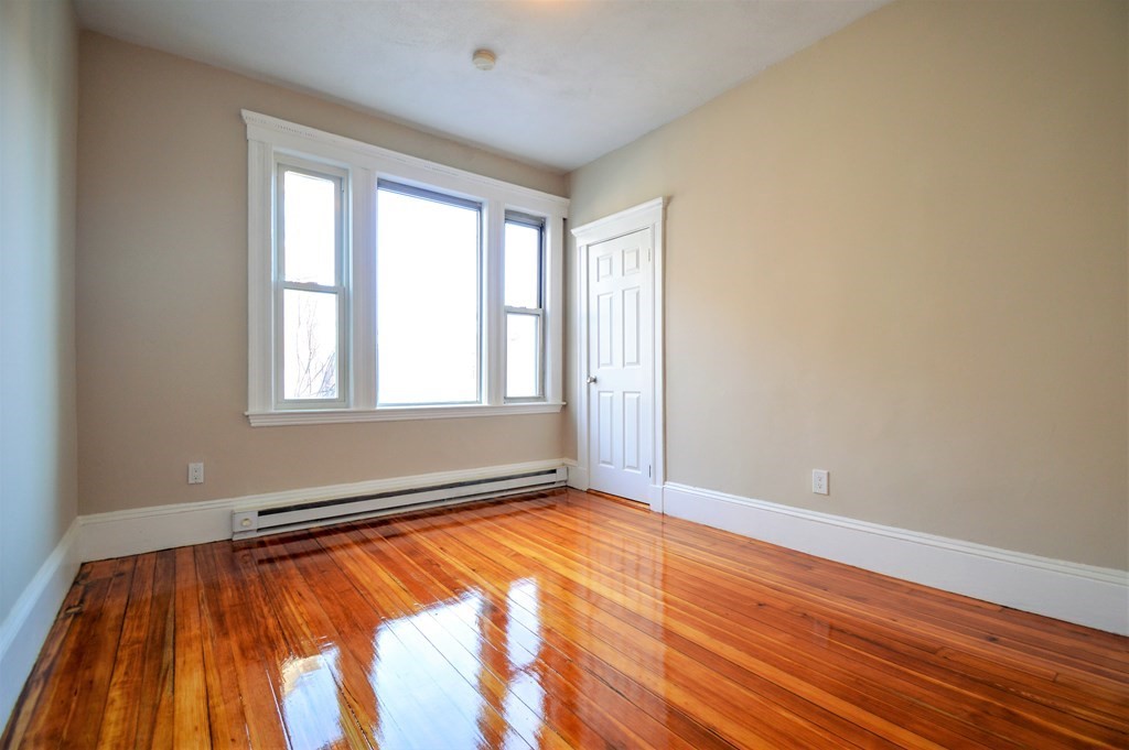 5 Ayr Road Boston, MA 02135 - Photo 6 of 12