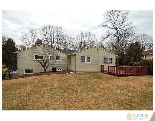 35 Overhill Road East Brunswick, NJ 08816 - Photo 17 of 22 Gallery Image 17