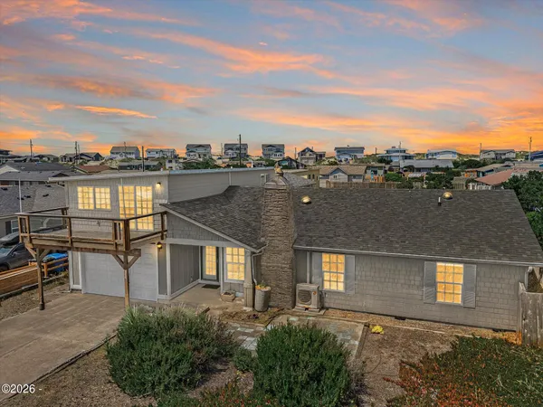 $585,000 | 306 Northwest Alsea Bay Drive, Waldport, OR 97394