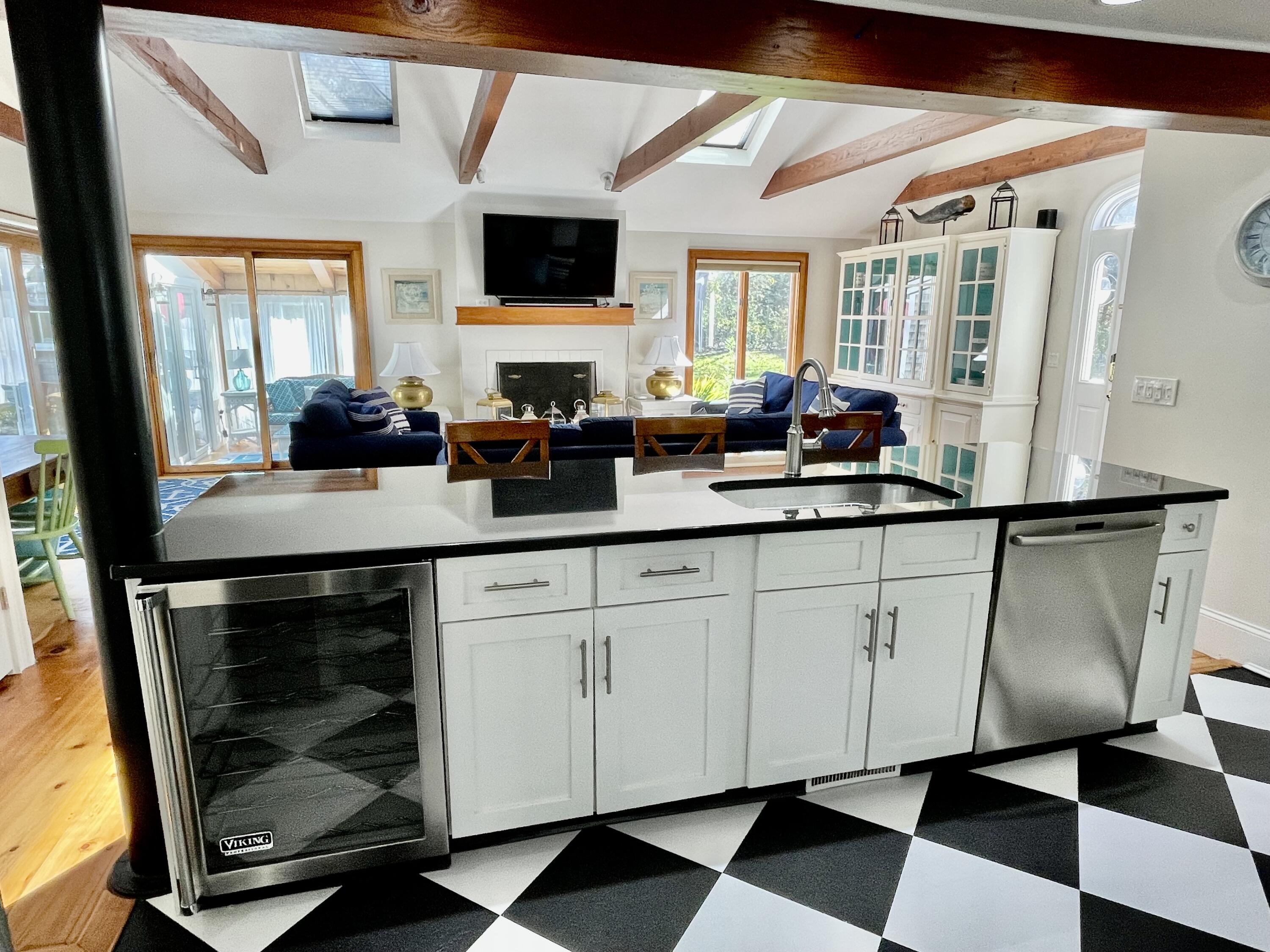 51 Beach Road Orleans, MA 02653 - Photo 7 of 46 IMG_7878