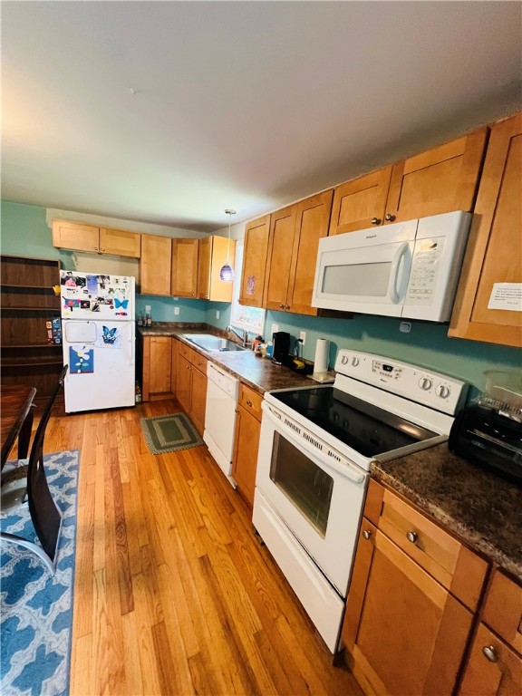 95 Old River Road Lincoln, RI 02865 - Photo 8 of 22