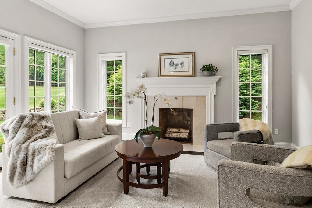 10 Cart Path Road Weston, MA 02493 - Photo 23 of 34