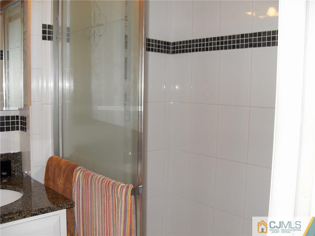 14 Alexander Road East Brunswick, NJ 08816 - Photo 14 of 19 Gallery Image 14