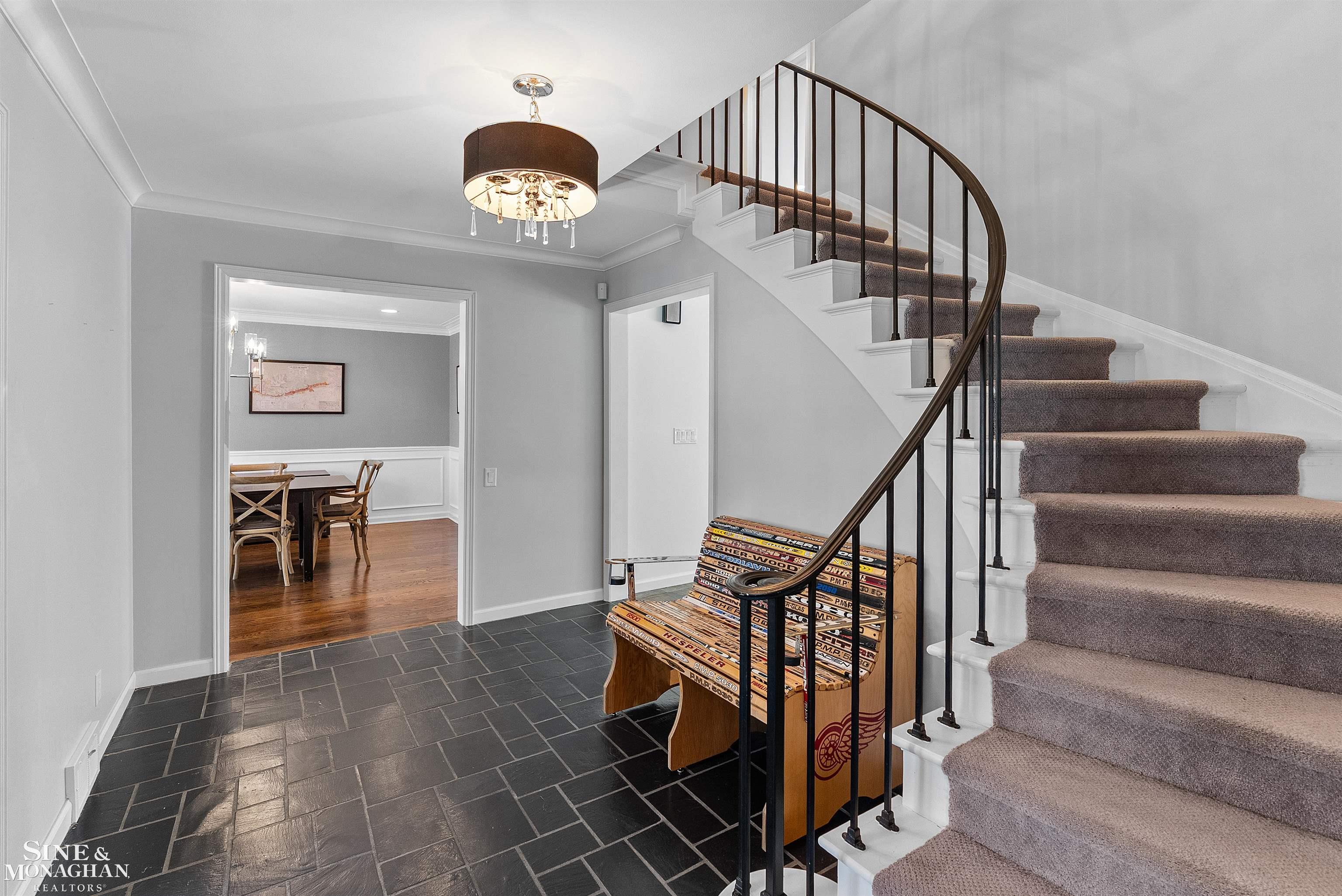 71 North Deeplands Road Grosse Pointe, MI 48236 - Photo 3 of 68 50172866-3bfa2a30-72c3-43f5-9103-4ce1e5cae66f.JPG
