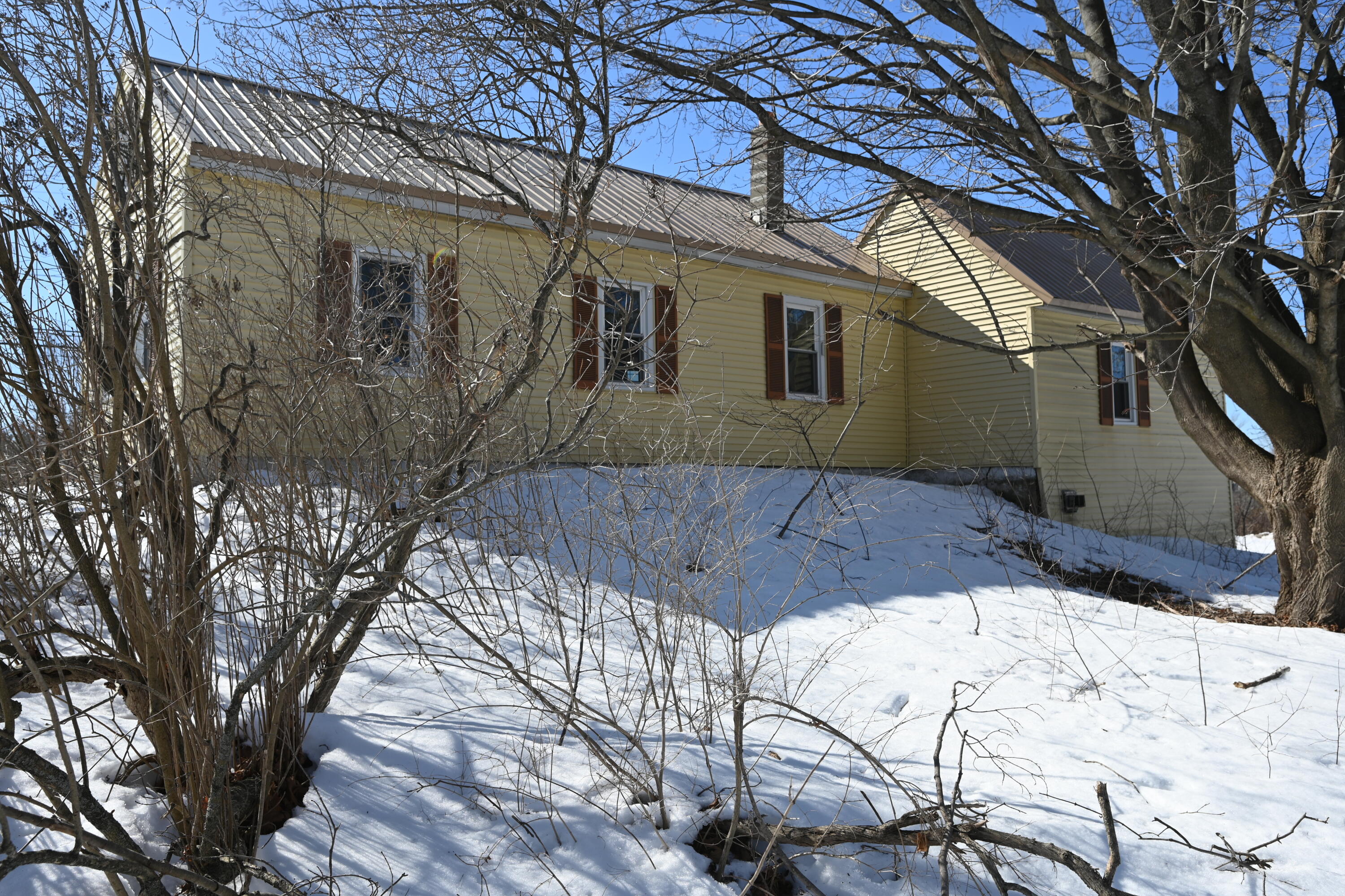 77 County Road Gorham, ME 04038 - Photo 5 of 23 Back
