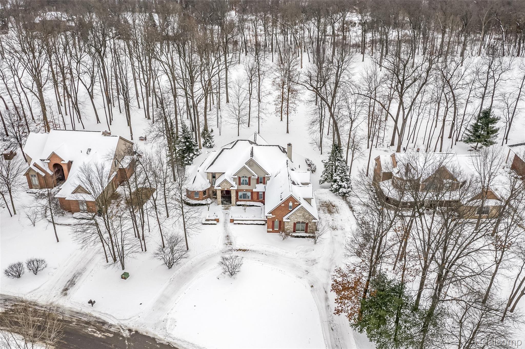 664 Inverness Highland, MI 48357 - Photo 68 of 77 Drone9.jpg