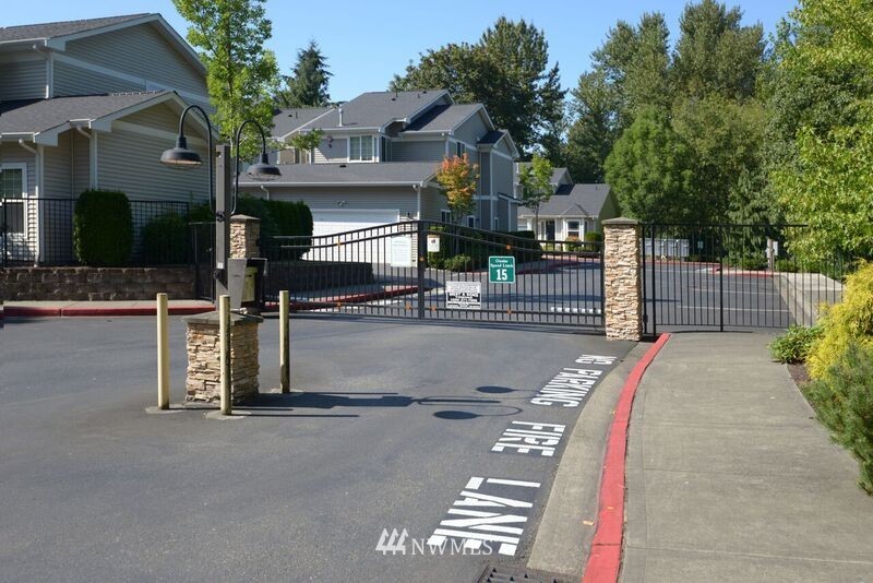18900 108th Lane Southeast Renton, WA 98055 - Photo 1 of 12 Gallery Image 1