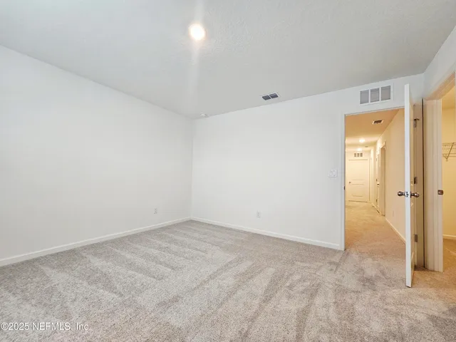 $2,000 | 1653 Garden Grove Court, Jacksonville, FL 32277