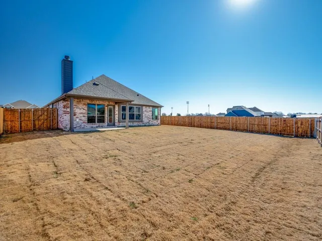 $420,000 | 616 Kyle Drive, Tioga, TX 76271