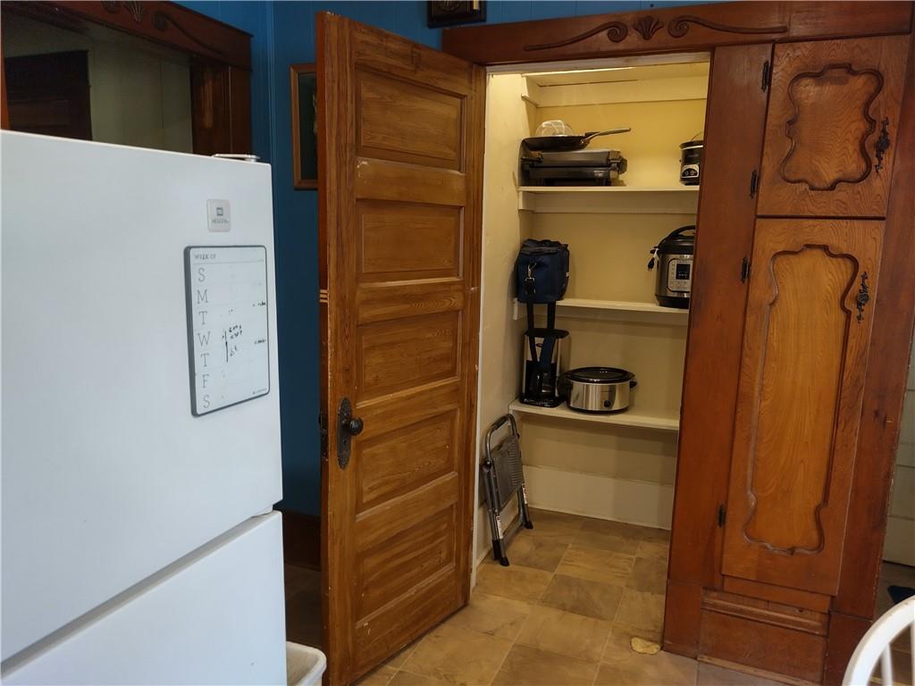 1100 South Noland Road Independence, MO 64050 - Photo 10 of 31