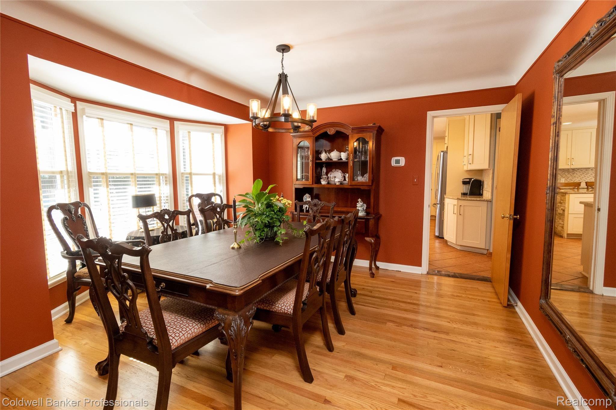 705 Middlesex Road Grosse Pointe, MI 48230 - Photo 9 of 70 DSC_1624.jpg