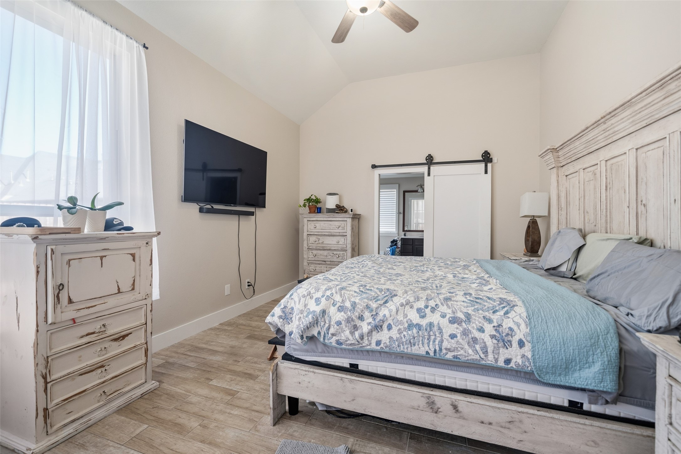 8111 Little Scarlet Street Conroe, TX 77385 - Photo 11 of 24