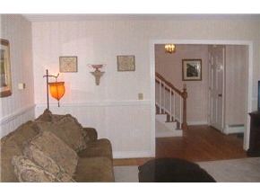 110 North Amherst Road Bedford, NH 03110 - Photo 3 of 9