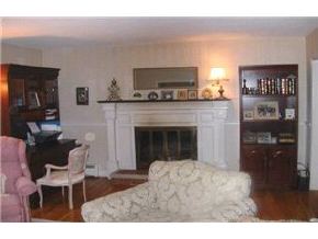 110 North Amherst Road Bedford, NH 03110 - Photo 5 of 9