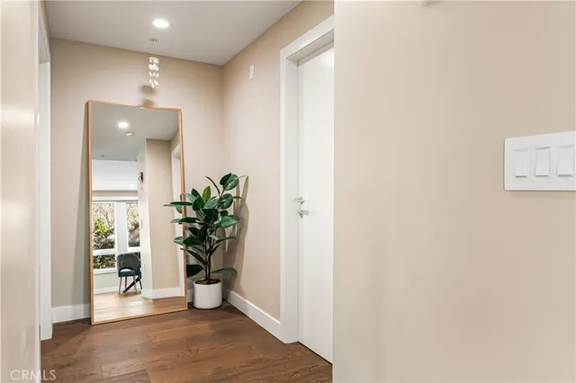 $1,185,000 | 39 South Los Robles Avenue, Unit 3001, Pasadena, CA 91101
