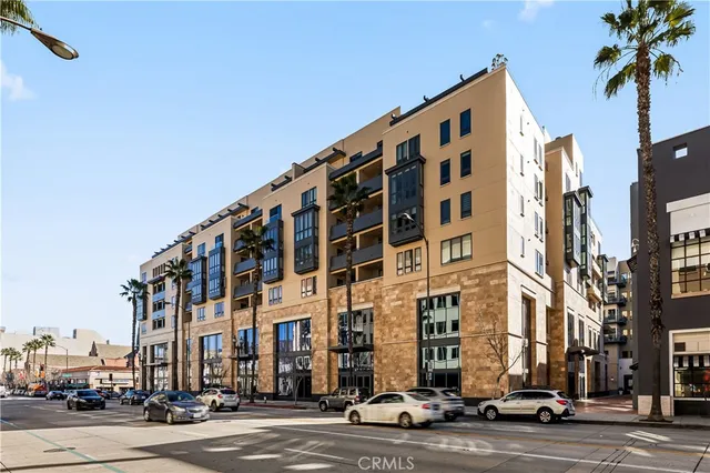 $1,185,000 | 39 South Los Robles Avenue, Unit 3001, Pasadena, CA 91101