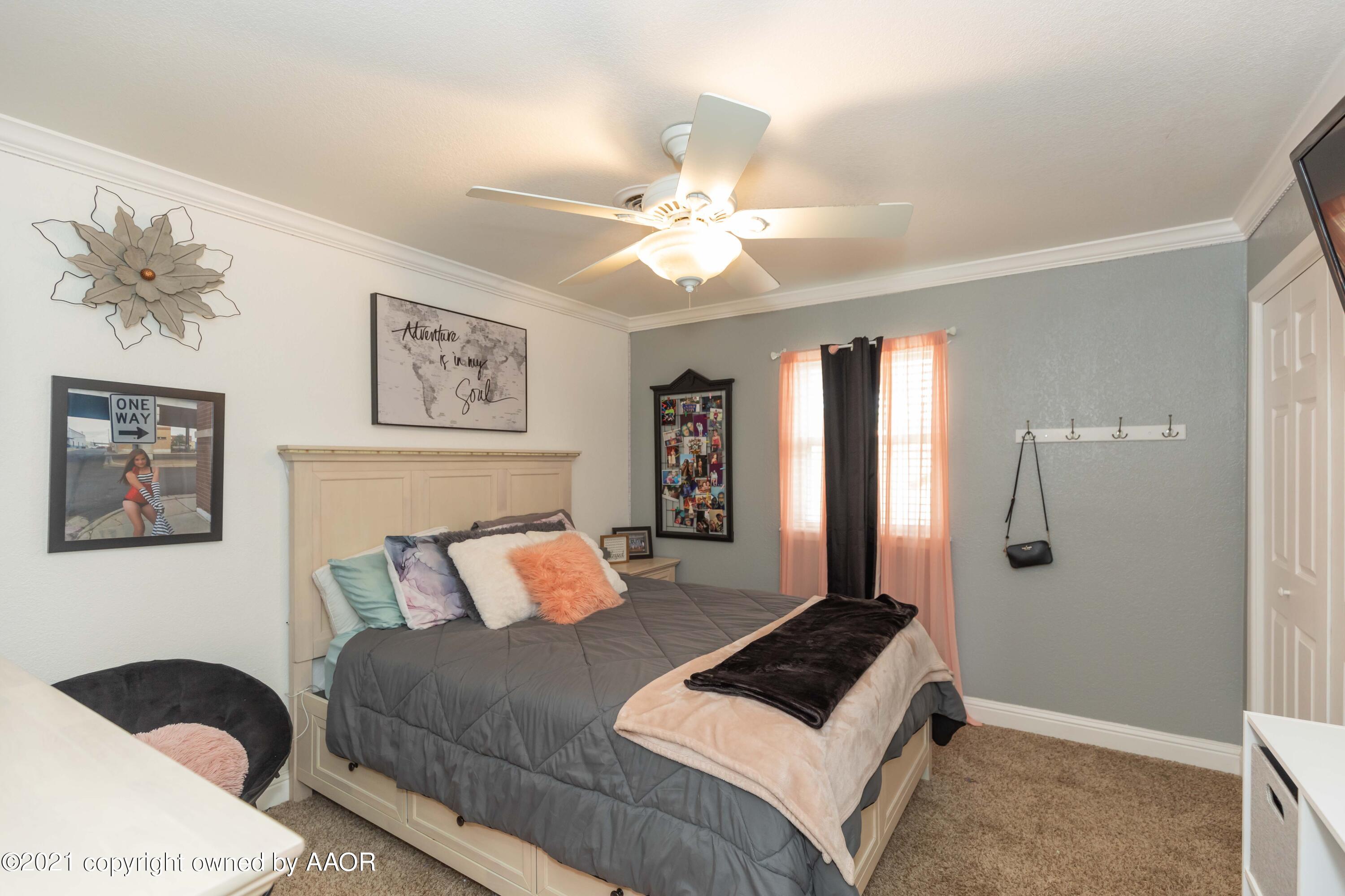 2808 John Drive Amarillo, TX 79110 - Photo 26 of 39 BEDROOM 3 VIEW 1