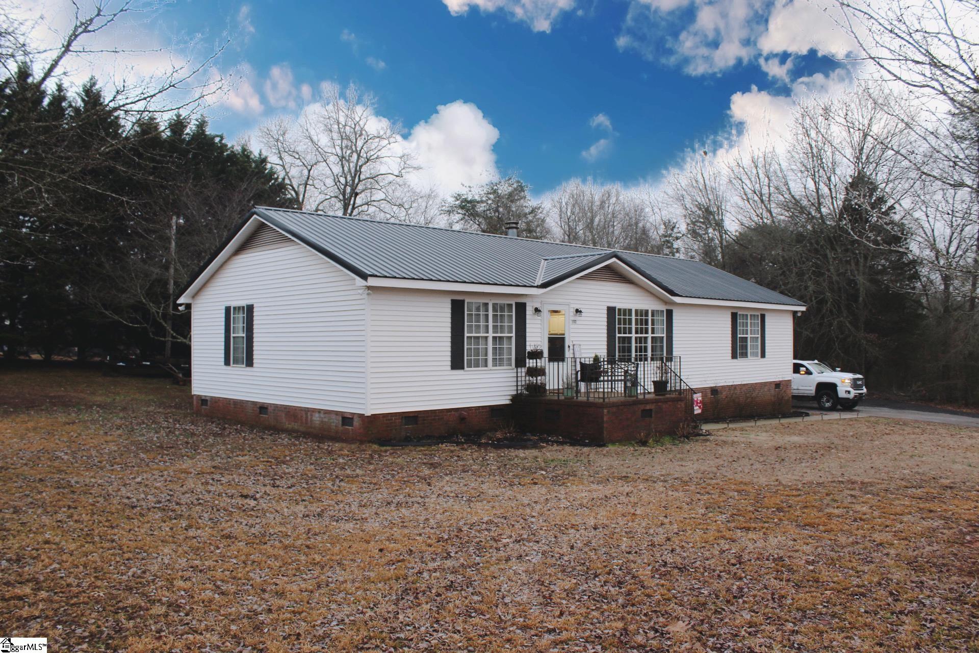 102 Tupelo Way Liberty, SC 29657 - Photo 1 of 23 Gallery Image 1