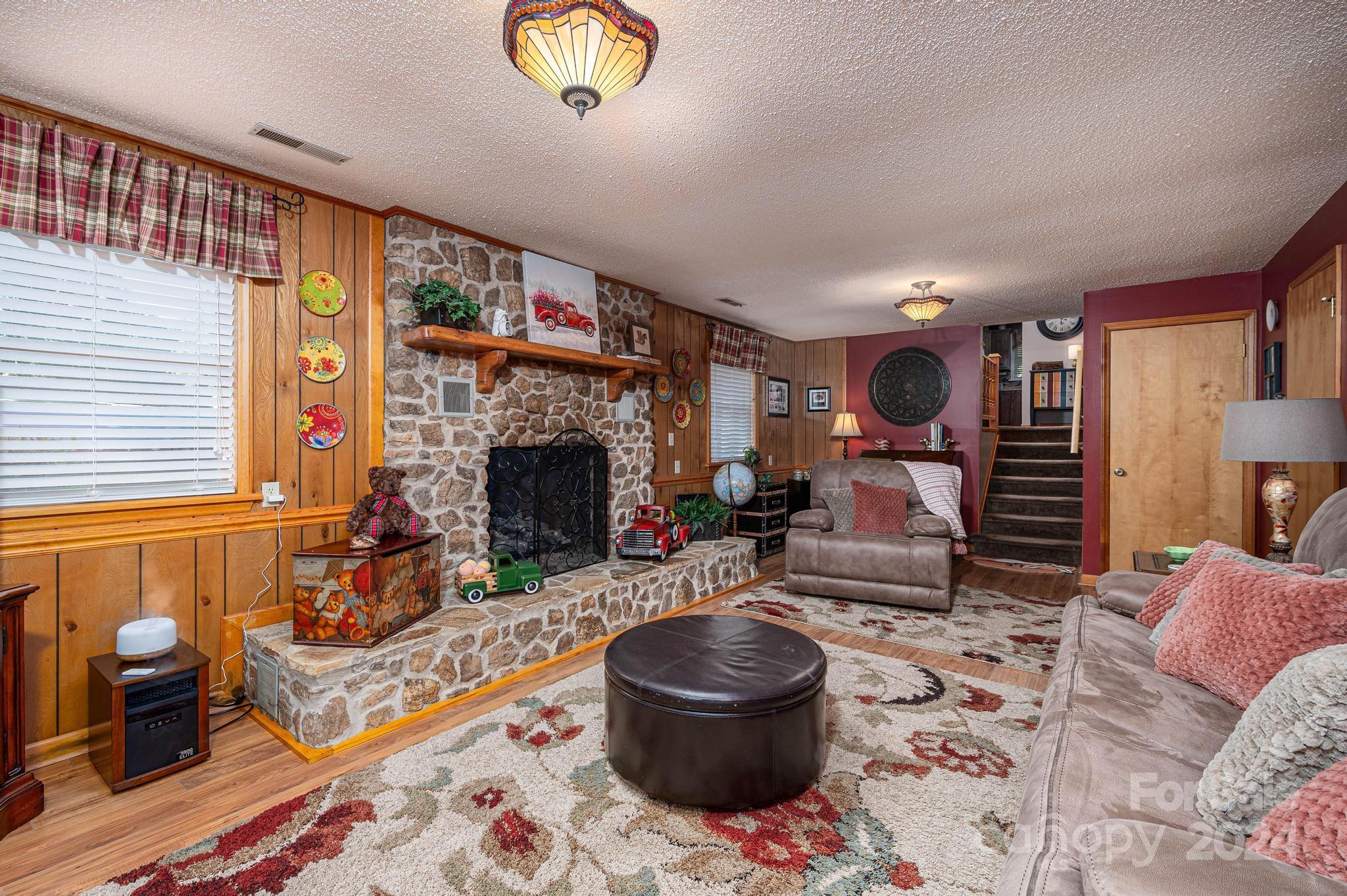4049 Puetts Chapel Road Dallas, NC 28034 - Photo 19 of 40 Gallery Image 19