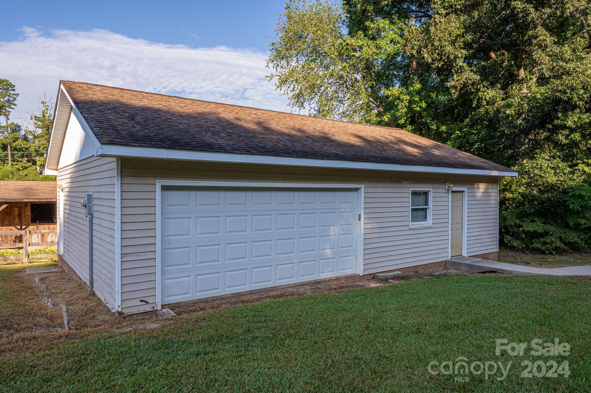 4049 Puetts Chapel Road Dallas, NC 28034 - Photo 33 of 40 Gallery Image 33