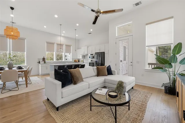 $4,000 | 4400 Night Owl Lane, Austin, TX 78723