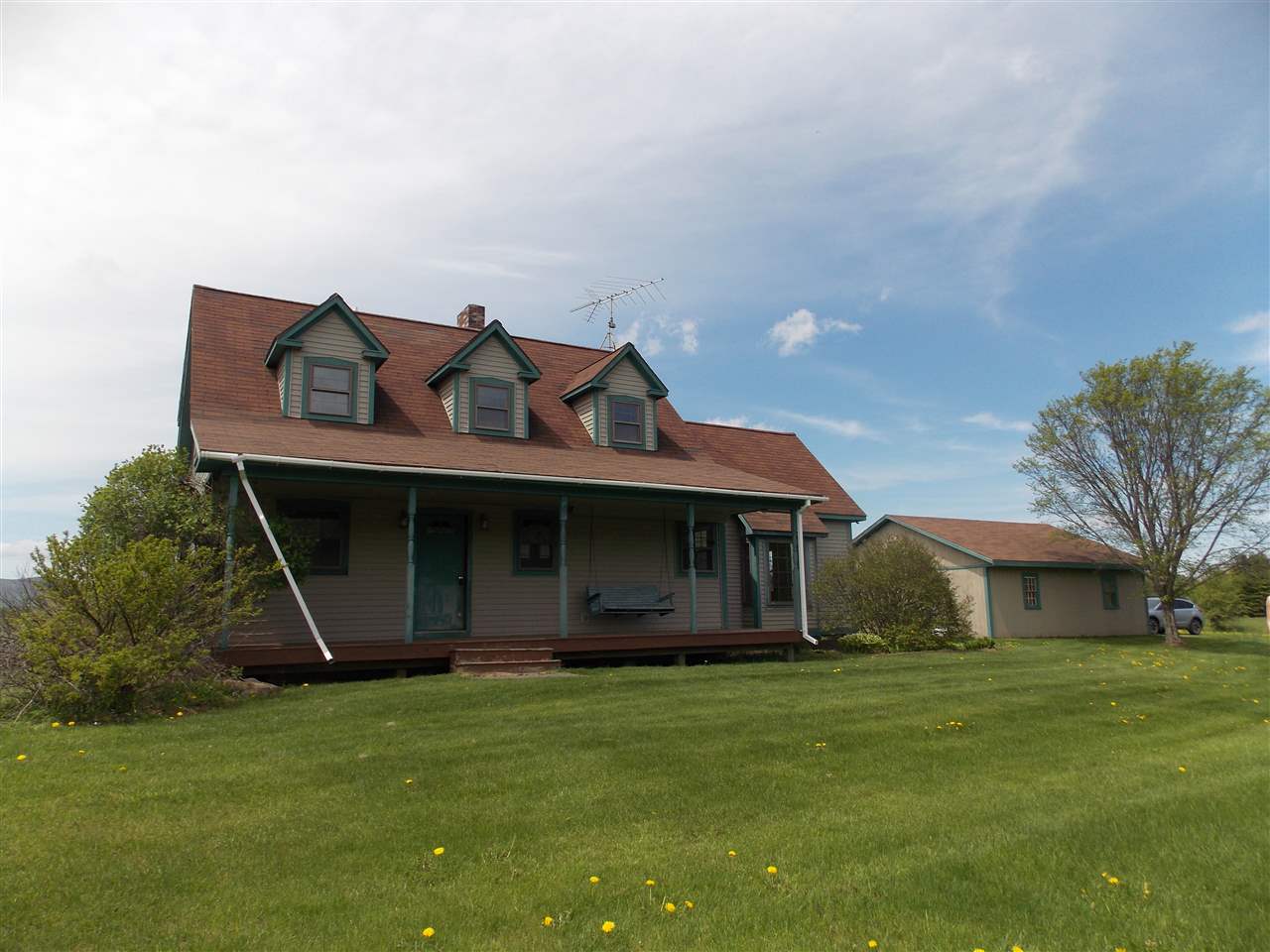 4558 Creek Road Irasburg, VT 05845 - Photo 2 of 31 Gallery Image 2