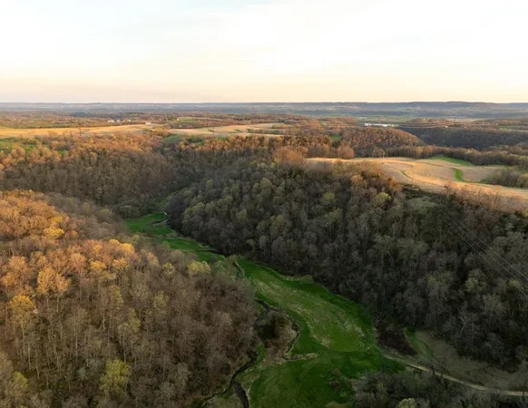 $4,624,080 | 133 Highway 133, Cassville, WI 53806