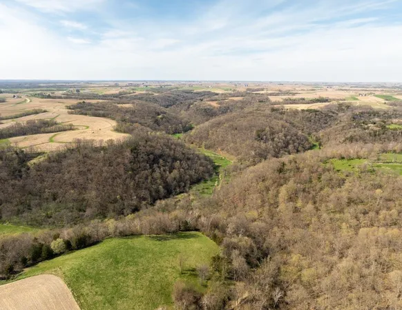 $4,624,080 | 133 Highway 133, Cassville, WI 53806