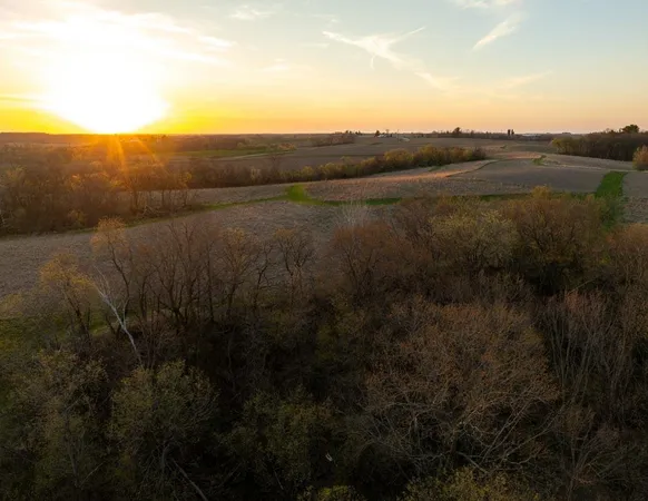 $4,624,080 | 133 Highway 133, Cassville, WI 53806