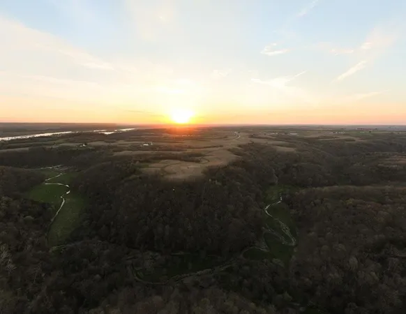 $4,624,080 | 133 Highway 133, Cassville, WI 53806