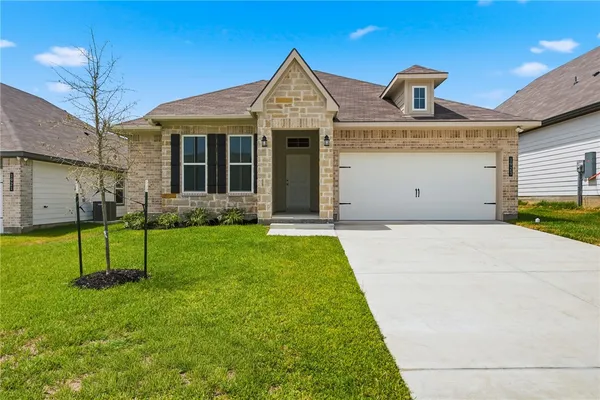 $299,900 | 1923 Sebright Drive, Bryan, TX 77807