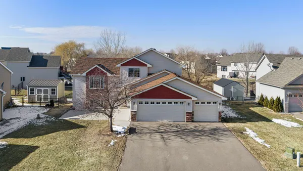 $415,000 | 11400 72nd Court Northeast, Otsego, MN 55301