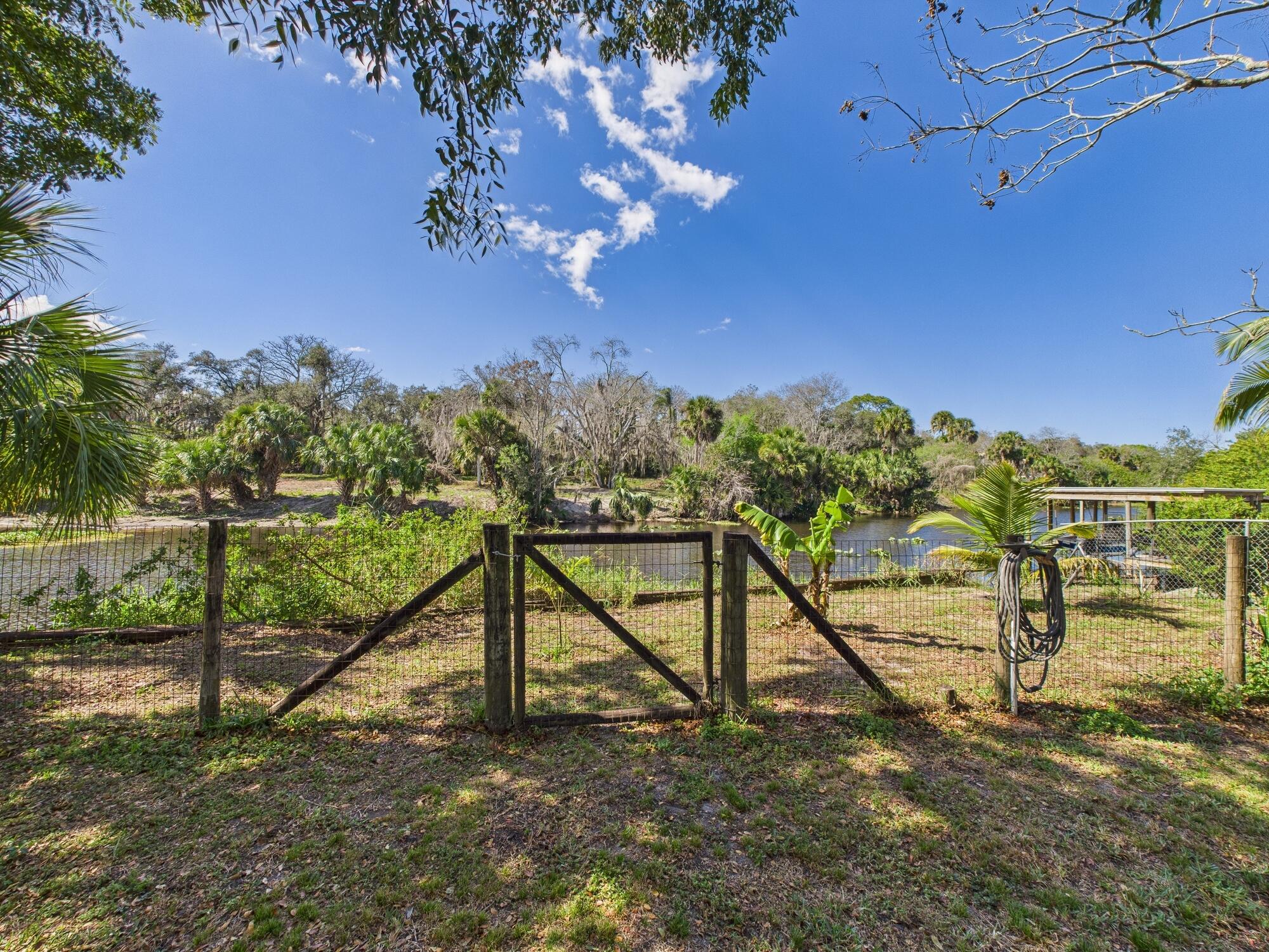 407 Northeast 8th Avenue Okeechobee, FL 34972 - Photo 48 of 65 CAM03600G0-PR0077-STILL021