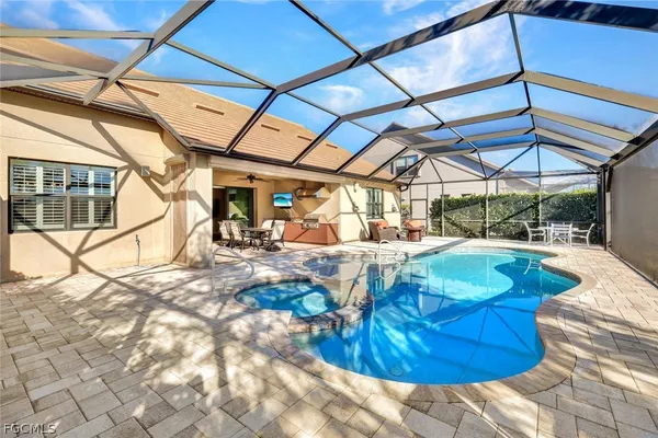 $850,000 | 11807 Dixon Drive, Fort Myers, FL 33913