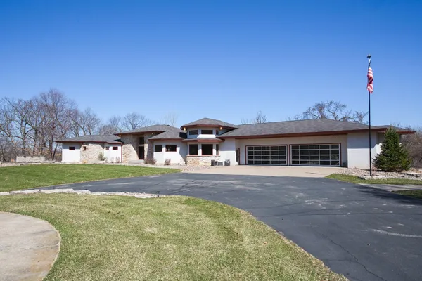 $2,800,000 | W10622 Highway 35, Prescott, WI 54021