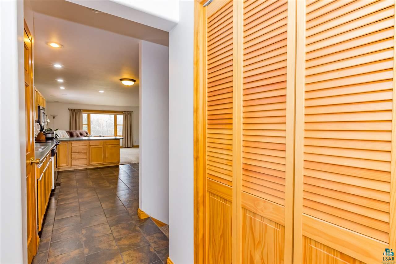 2738 East Pioneer Road Duluth, MN 55804 - Photo 4 of 35 Gallery Image 4
