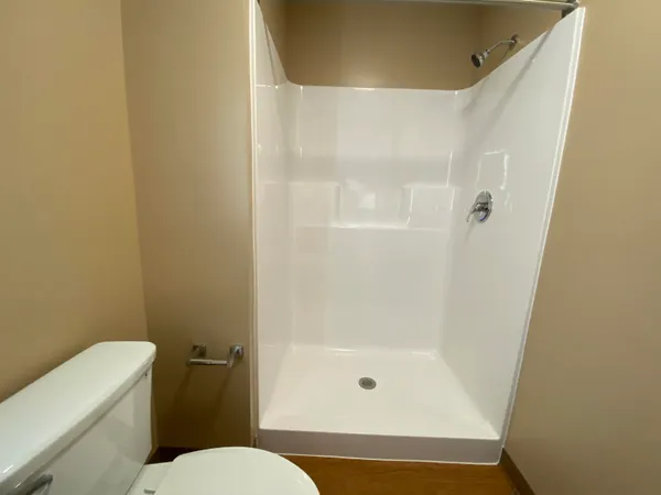 $1,899 | 83 Hanover Street, Unit 401, Manchester, NH 03101