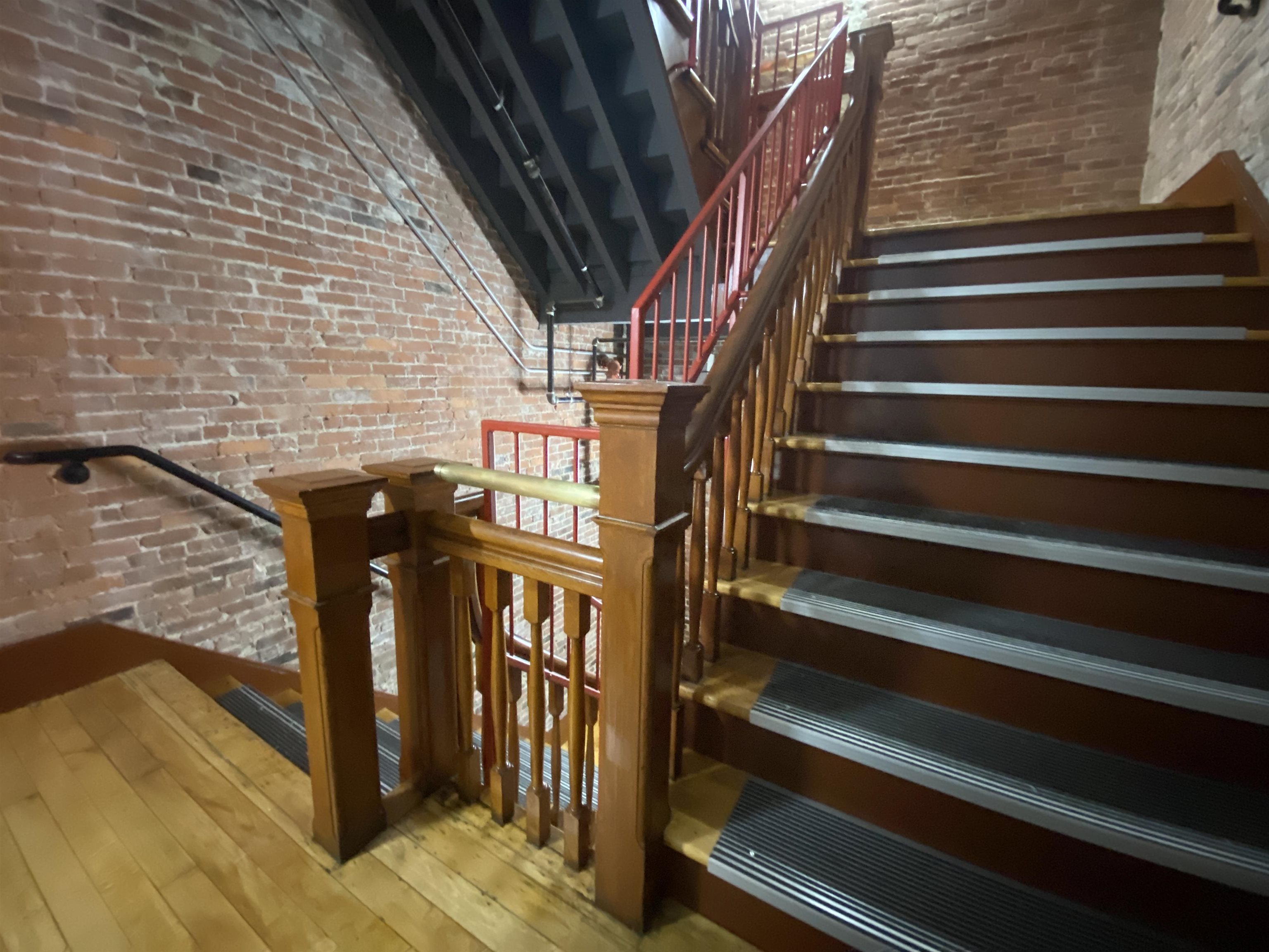 83 Hanover Street, Unit 401 Manchester, NH 03101 - Photo 33 of 45