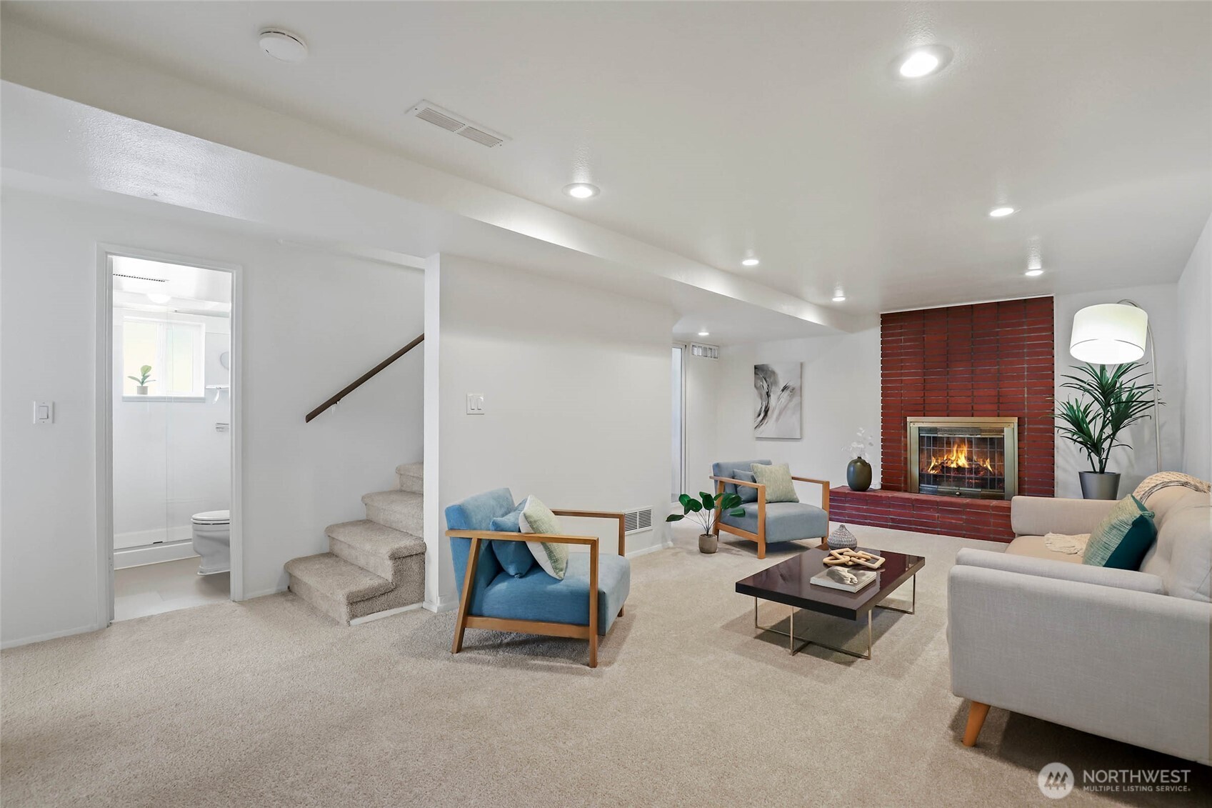 2402 Union Avenue Northeast Renton, WA 98059 - Photo 17 of 32 Gallery Image 17