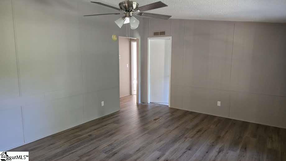 112 Timberbrook Road Gaffney, SC 29340 - Photo 3 of 23 Gallery Image 3