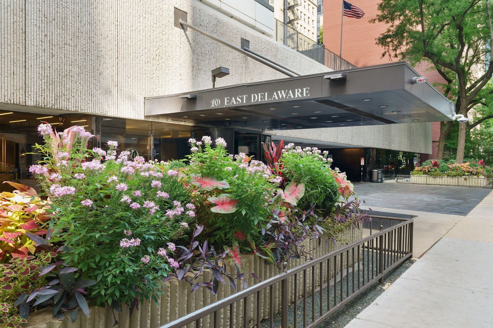 200 East Delaware Place, Unit 22D Chicago, IL 60611 - Photo 1 of 32