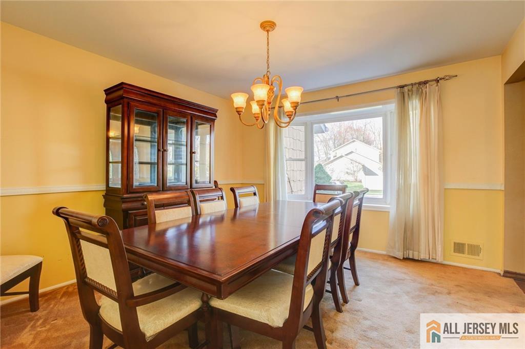 18 Warne Road Old Bridge, NJ 07747 - Photo 8 of 28 Gallery Image 8